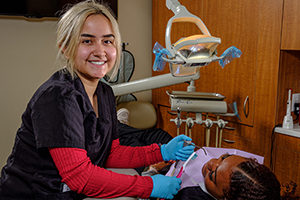 dental2-300x200-home